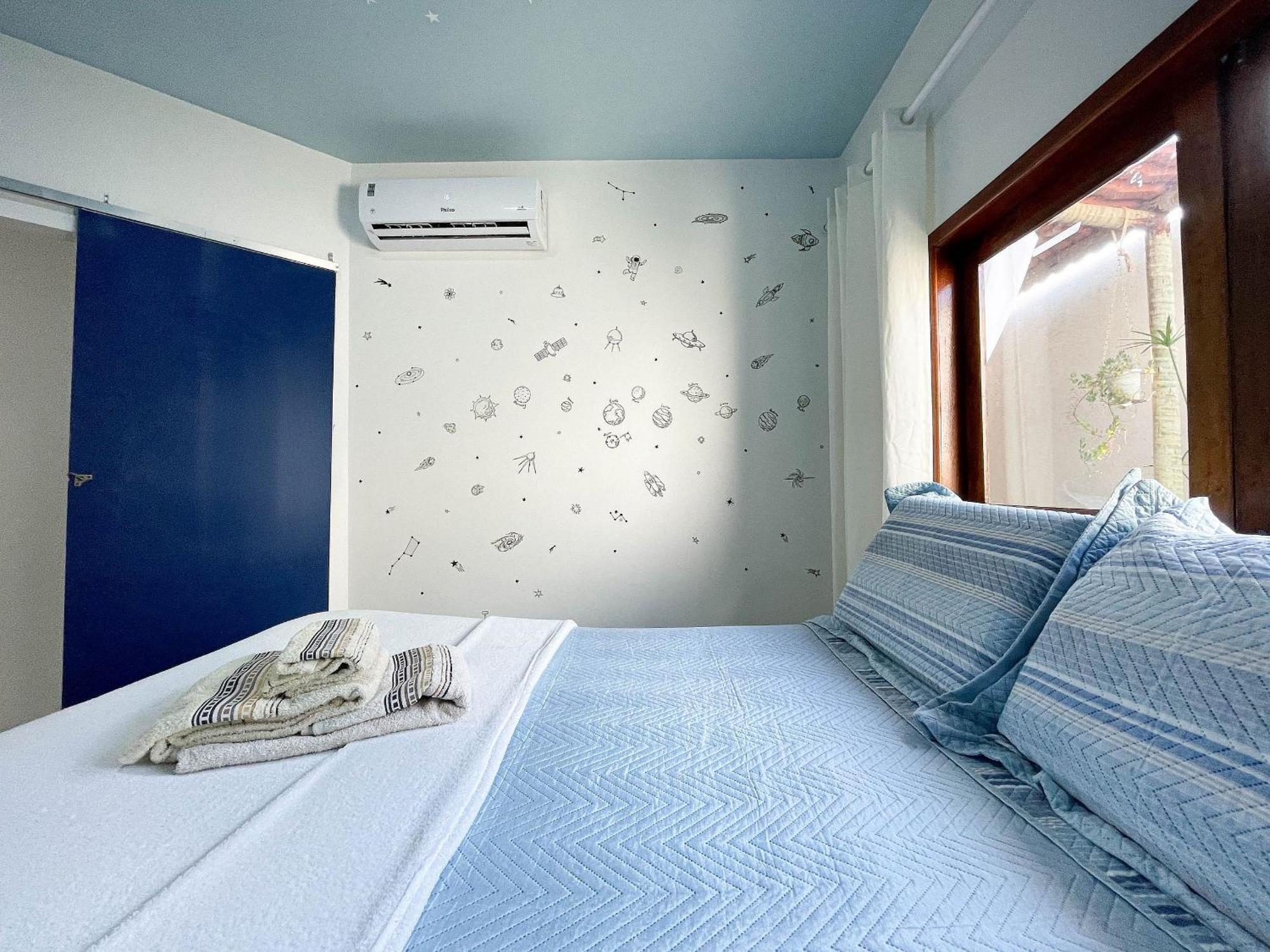 Casa Com 2 Quartos Em Tranquilo, Com Cama King, Ar-condicionado, Wi-fi Rapido, Cozinha Equipada E Garagem Privativa Holiday home Porto Seguro